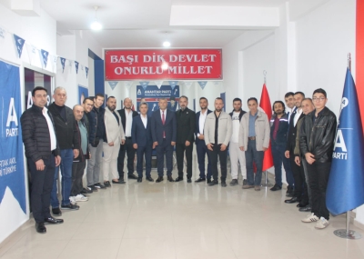 Karacabey Anahtar Parti İlçe Teşkilatı’nda Yönetim Kurulu Toplantısı Gerçekleşti